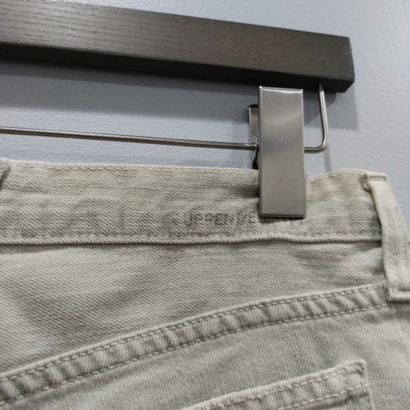 Current Elliott The Boyfriend Short Raw Hem Size 26 - Picture 6 of 7